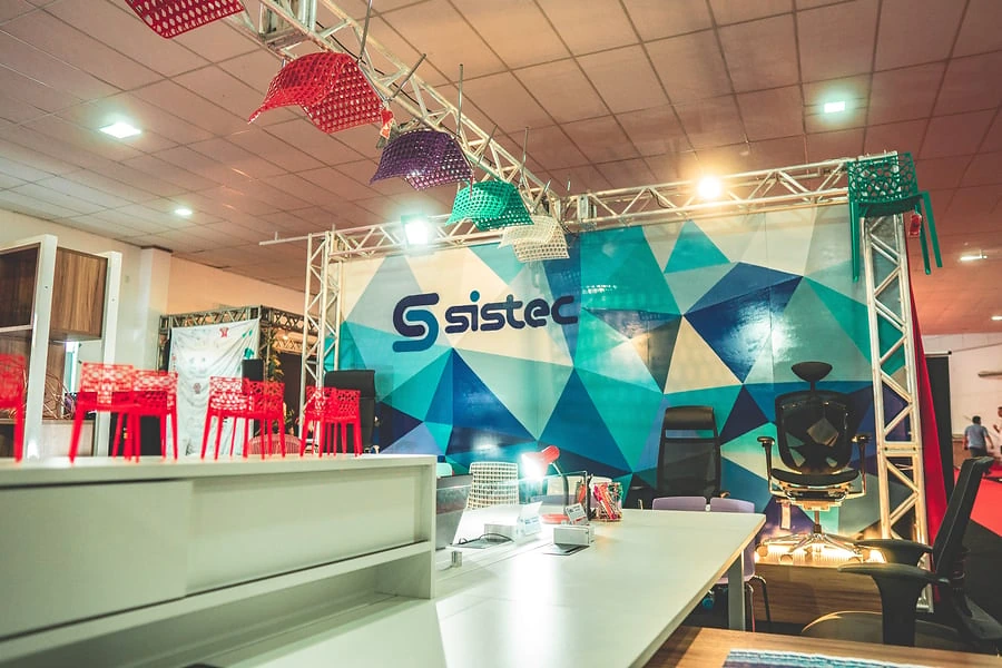 Estande Sistec Móveis — Exposição corporativa